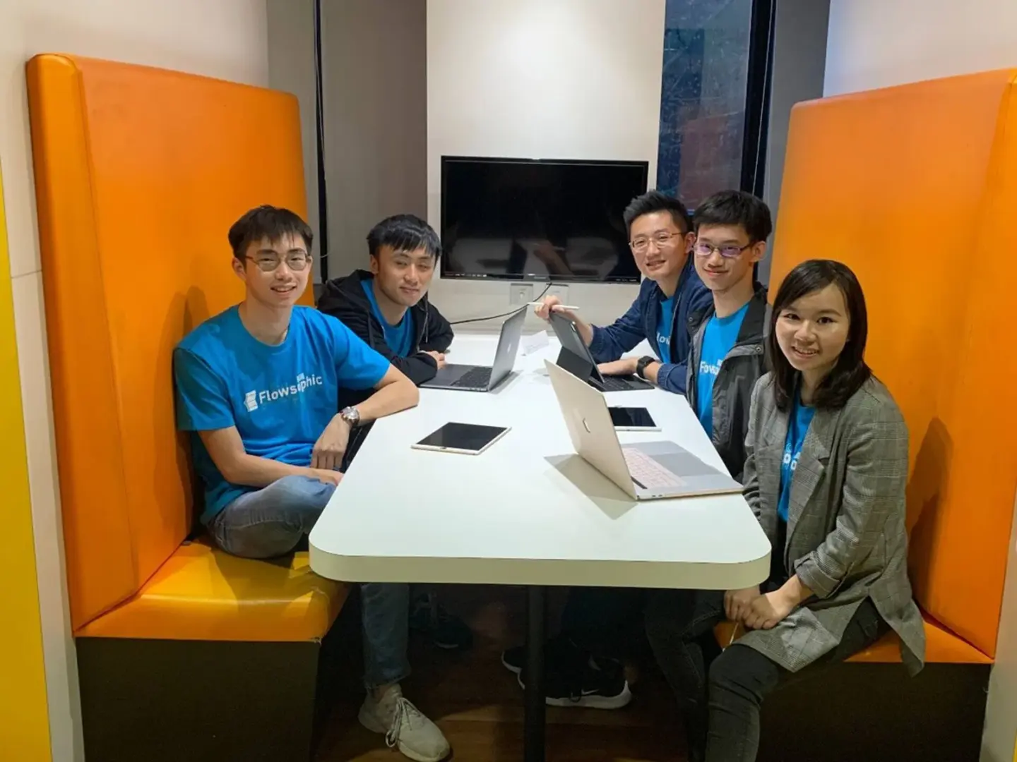 Flowclass
Team Members: 盧俊曄, 王文洋, 許漢銘, 洪緯民, 陳海庭